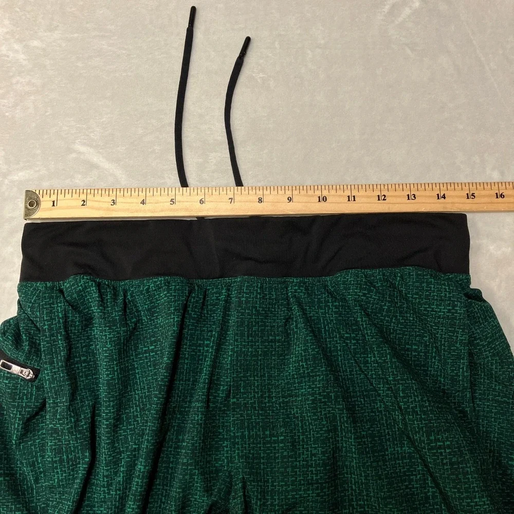 Lululemon Shorts Pace Breaker 9